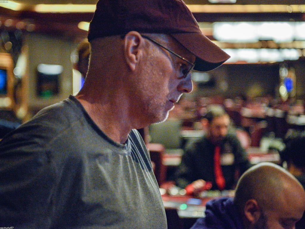 យុទ្ធសាស្ត្រកាស៊ីណូ៖ របៀបចាត់ការប្រកួតប្រជែងនៅក្នុងពិភពកាស៊ីណូ